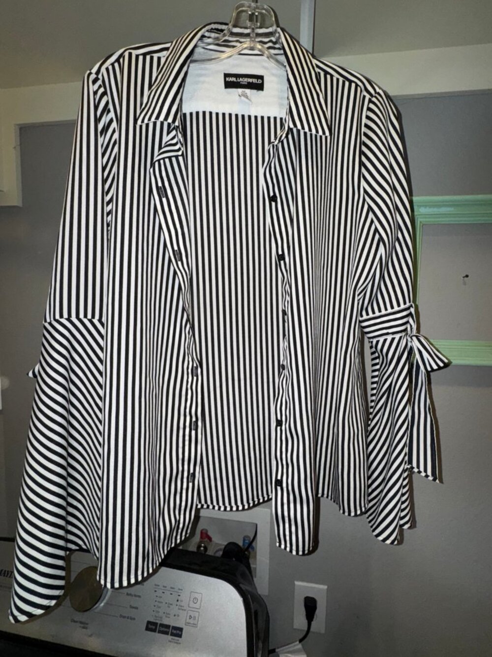 Karl Lagerfeld Paris Black White Stripe Tie Sleeve Blouse M